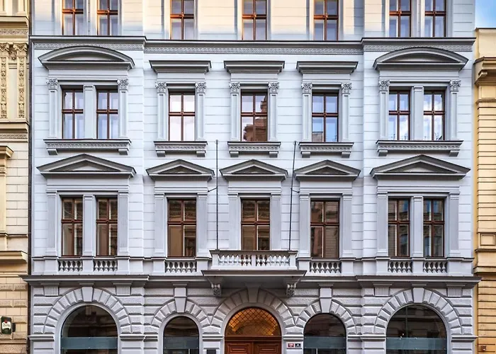 Palace Dlazdena - Stylish Centre * Prag